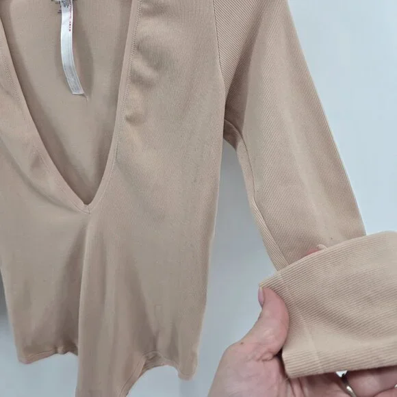 Out From Under Tan Ribbed Bodysuit – Size M/L – Free People Deep V-Neck - Picture 5 of 8